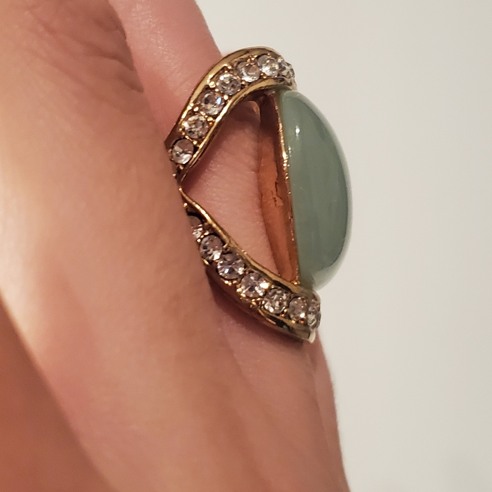 Ring - Picture 5 of 5